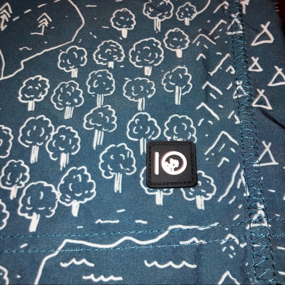 tentree hybrid board shorts - Picture 4 of 10
